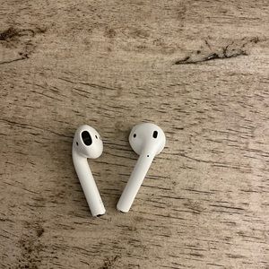 Apple AirPods without case